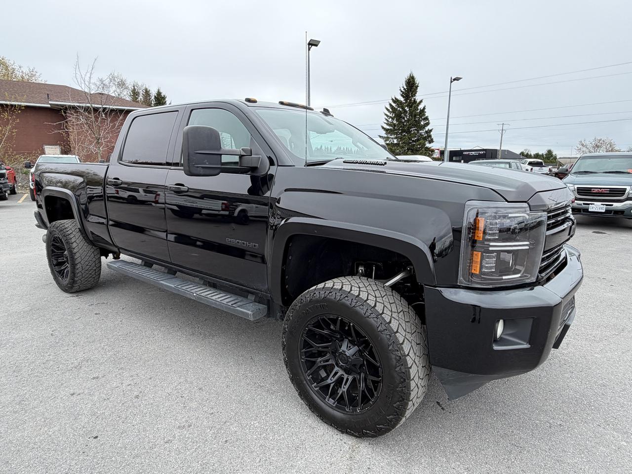 2015 Chevrolet SILVERADO 2500HD LTZ LIFT/WHEEL/TIRE PKG! Photo