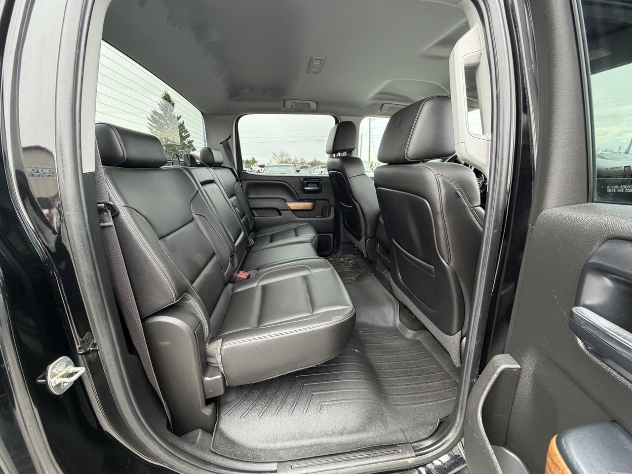 2015 Chevrolet SILVERADO 2500HD LTZ LIFT/WHEEL/TIRE PKG! Photo