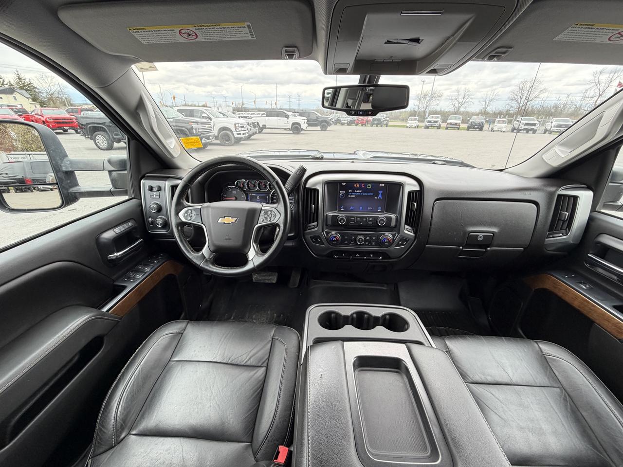 2015 Chevrolet SILVERADO 2500HD LTZ LIFT/WHEEL/TIRE PKG! Photo