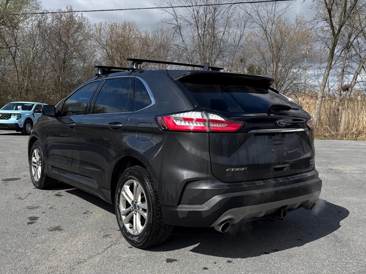 2019 Ford Edge SEL   TOW PKG   AWD   MOONROOF Photo