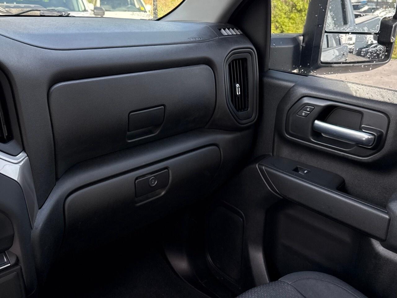 2021 Chevrolet SILVERADO 2500HD CUSTOM   1 OWNER   NO ACCIDENTS Photo