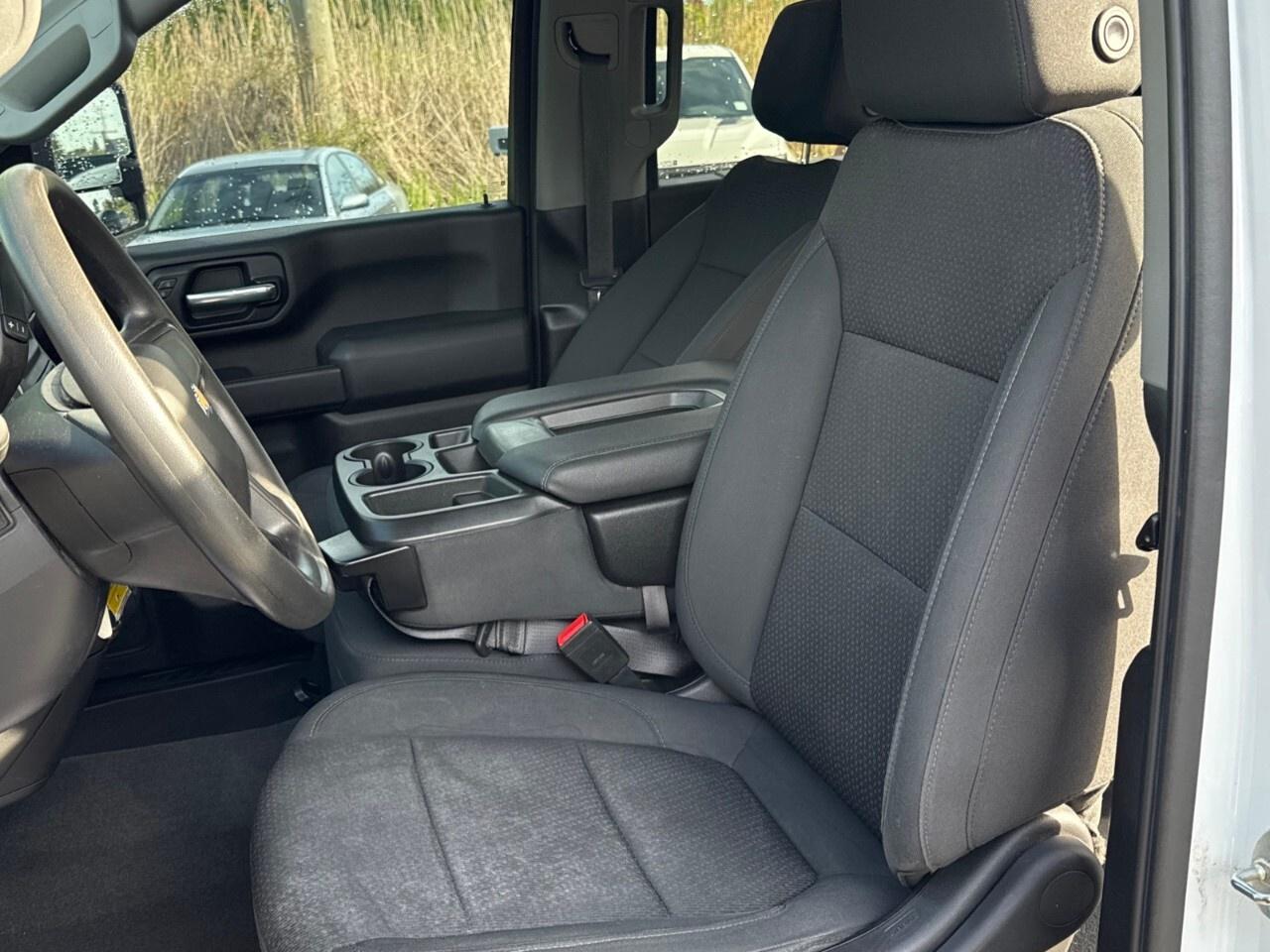 2021 Chevrolet SILVERADO 2500HD CUSTOM   1 OWNER   NO ACCIDENTS Photo