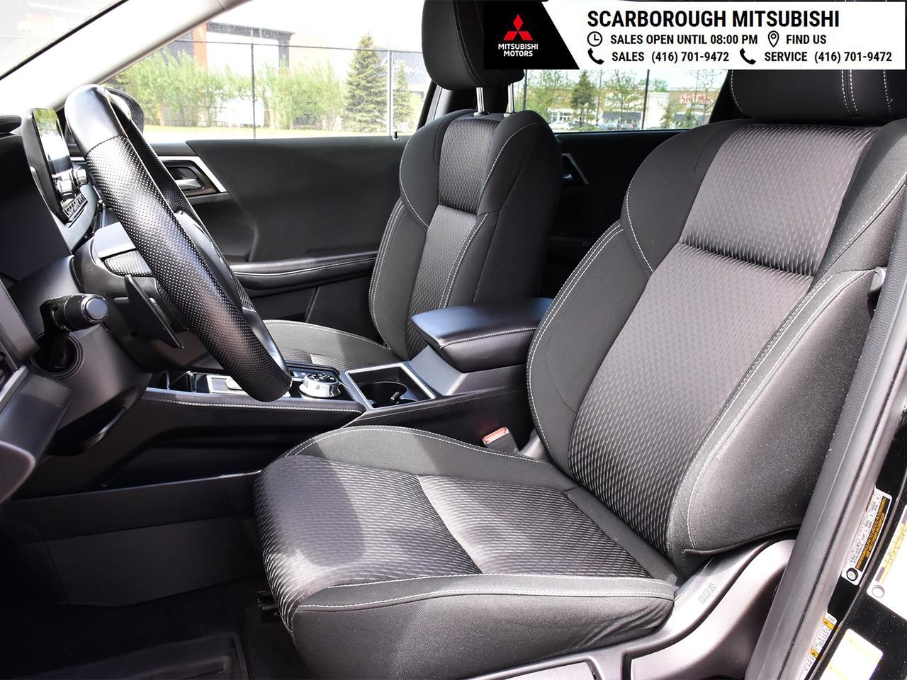 2022 Mitsubishi Outlander SE   4WD   Apple Carplay  Rear camera Photo
