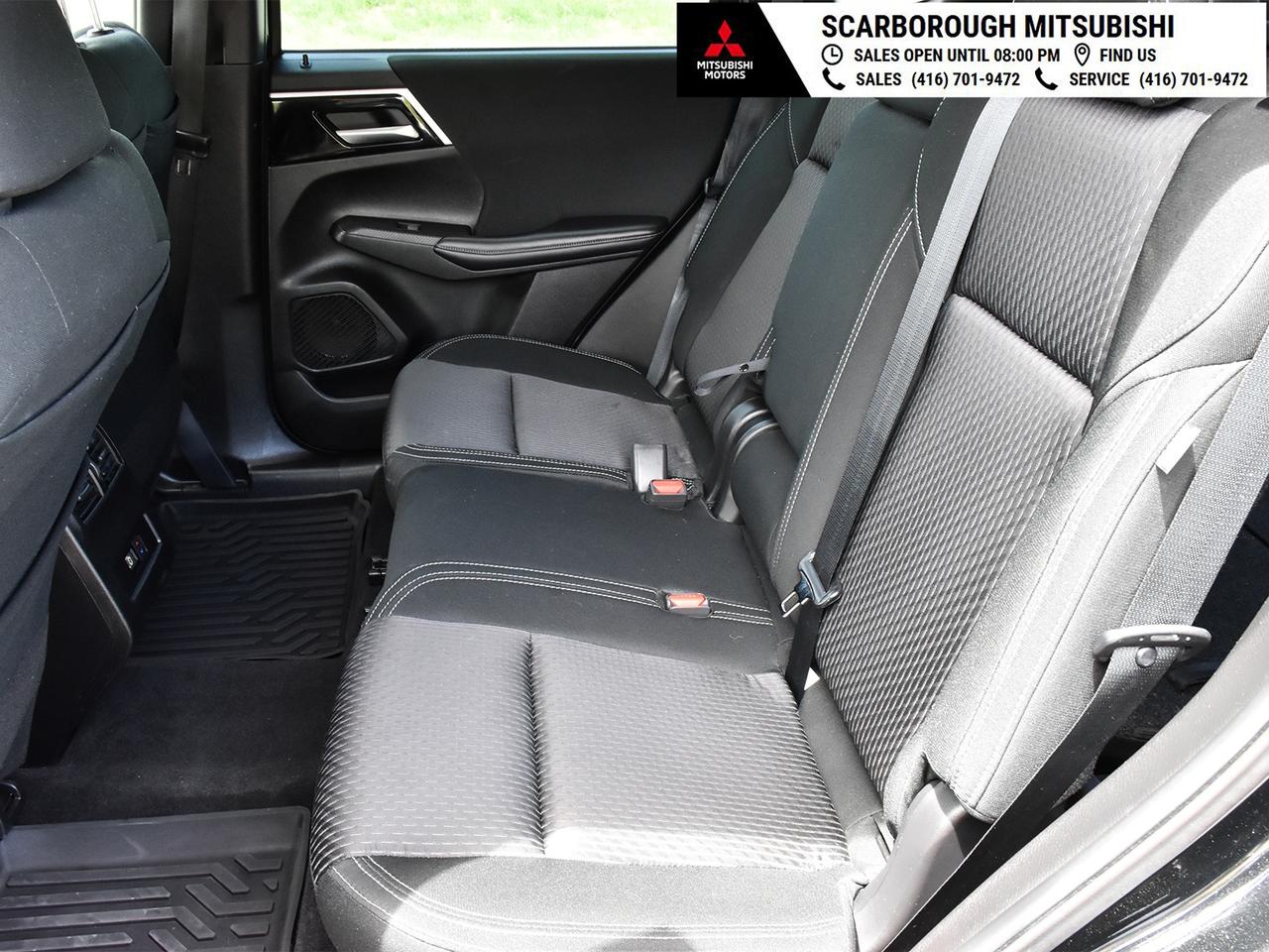 2022 Mitsubishi Outlander SE   4WD   Apple Carplay  Rear camera Photo