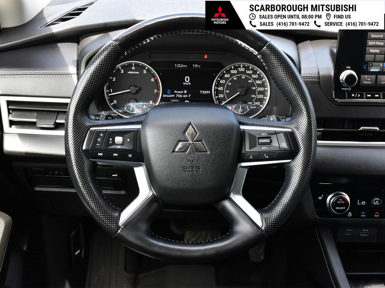 2022 Mitsubishi Outlander SE   4WD   Apple Carplay  Rear camera Photo