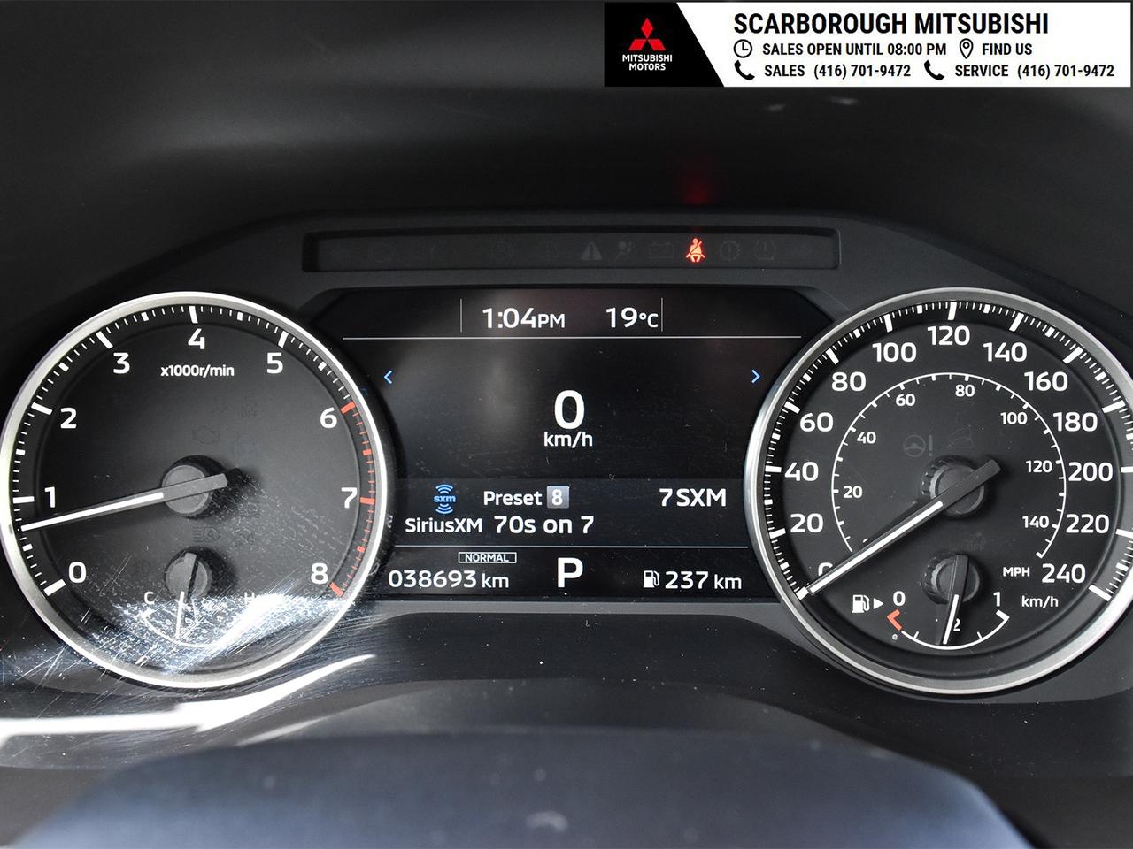 2022 Mitsubishi Outlander SE   4WD   Apple Carplay  Rear camera Photo