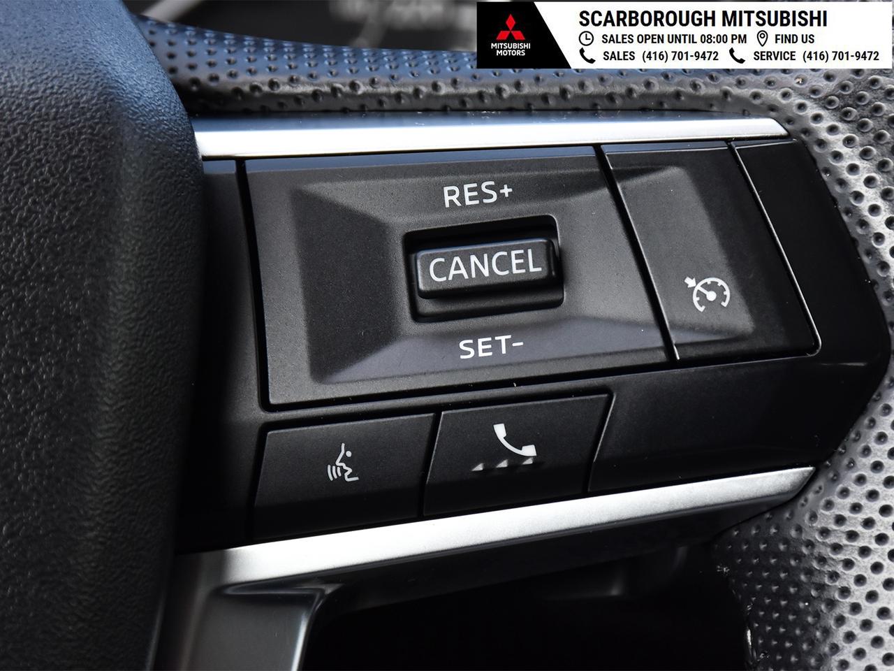2022 Mitsubishi Outlander SE   4WD   Apple Carplay  Rear camera Photo