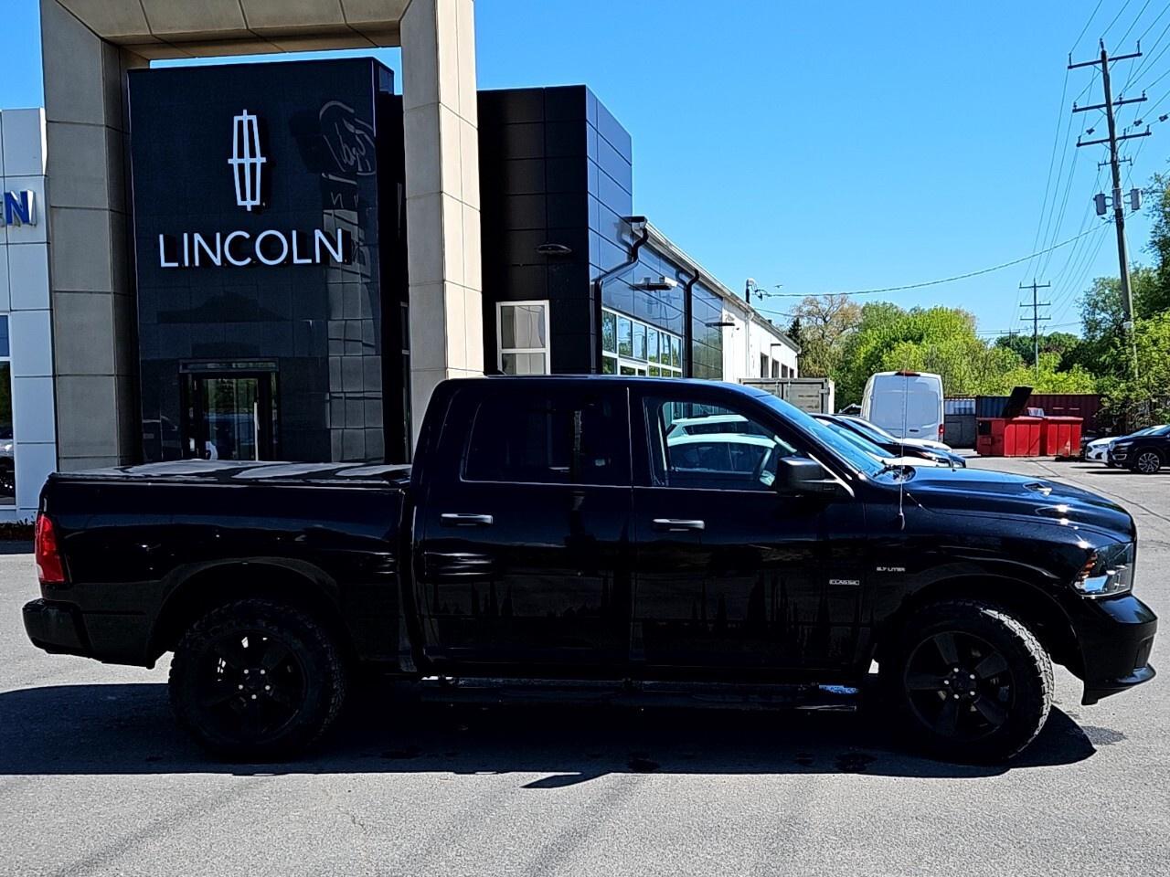 2019 RAM 1500 Classic ST   LOCAL 1 OWNER   NO ACCIDENTS Photo
