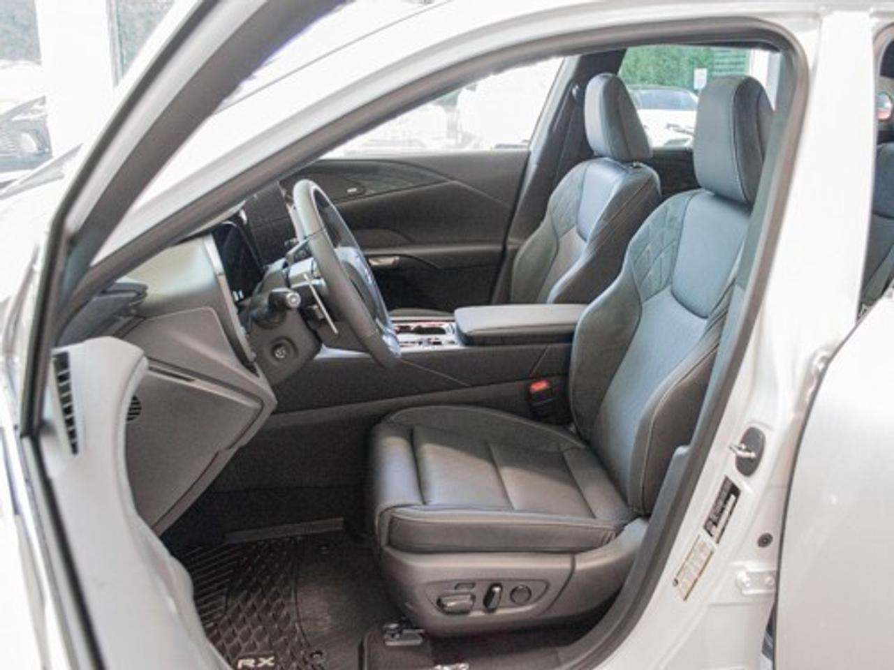 2024 Lexus RX 350 EXECUTIVE Photo