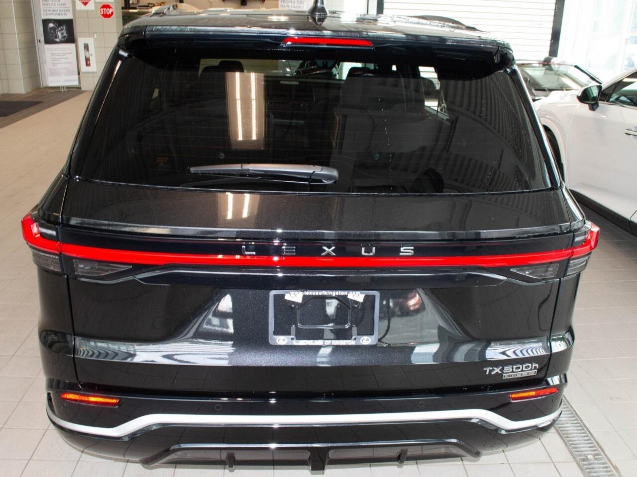2025 Lexus TX 500h F Sport Photo