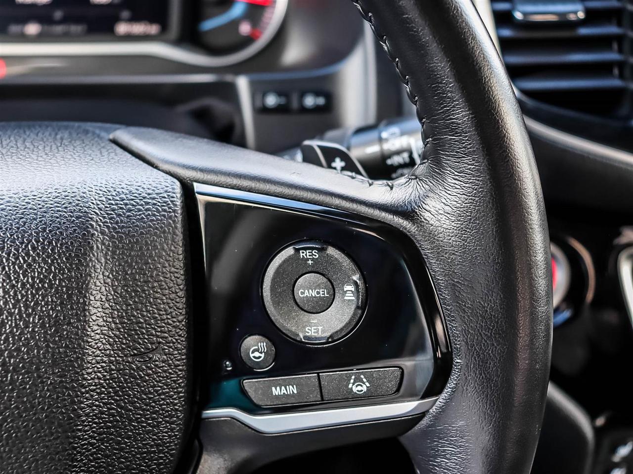 2022 Honda Pilot TOURING 8-PASSENGER Photo