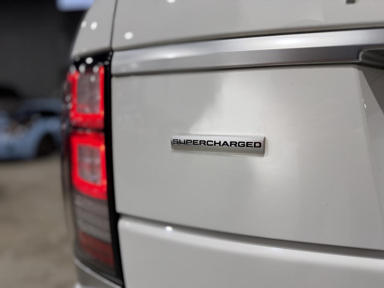 2016 Land Rover Range Rover  Photo