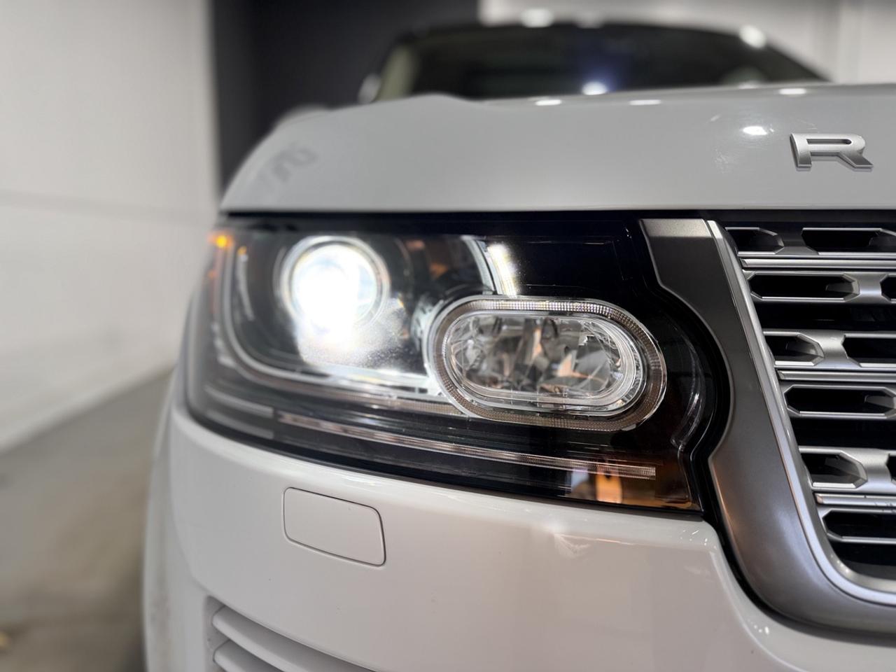 2016 Land Rover Range Rover  Photo