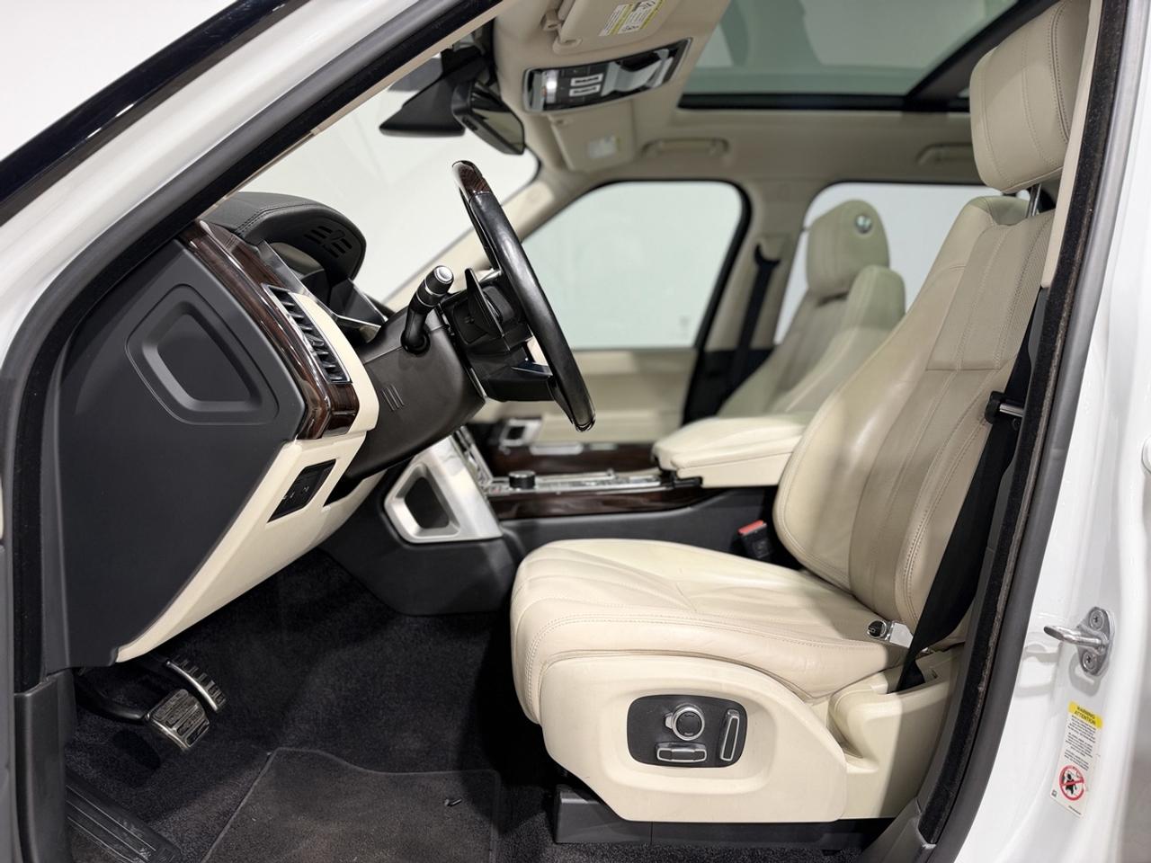 2016 Land Rover Range Rover  Photo