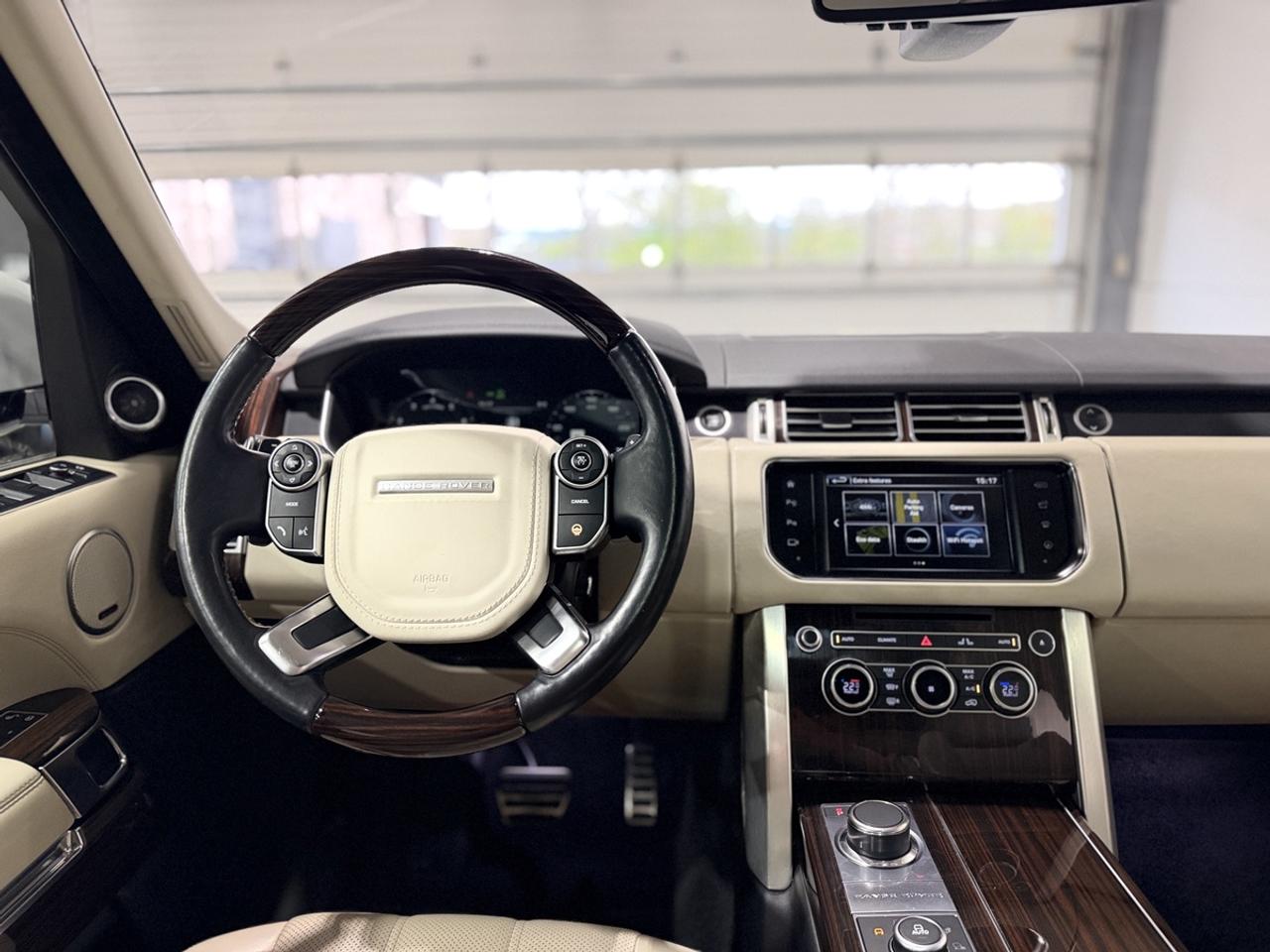 2016 Land Rover Range Rover  Photo