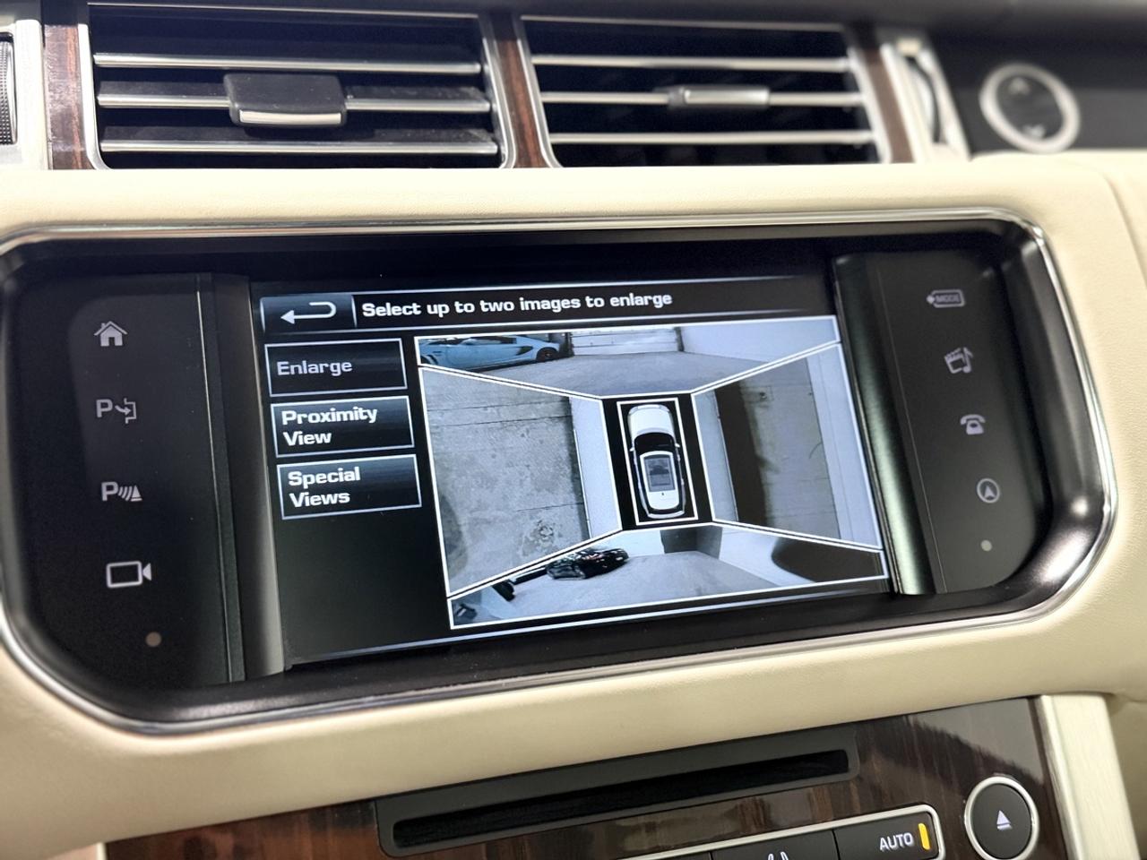 2016 Land Rover Range Rover  Photo
