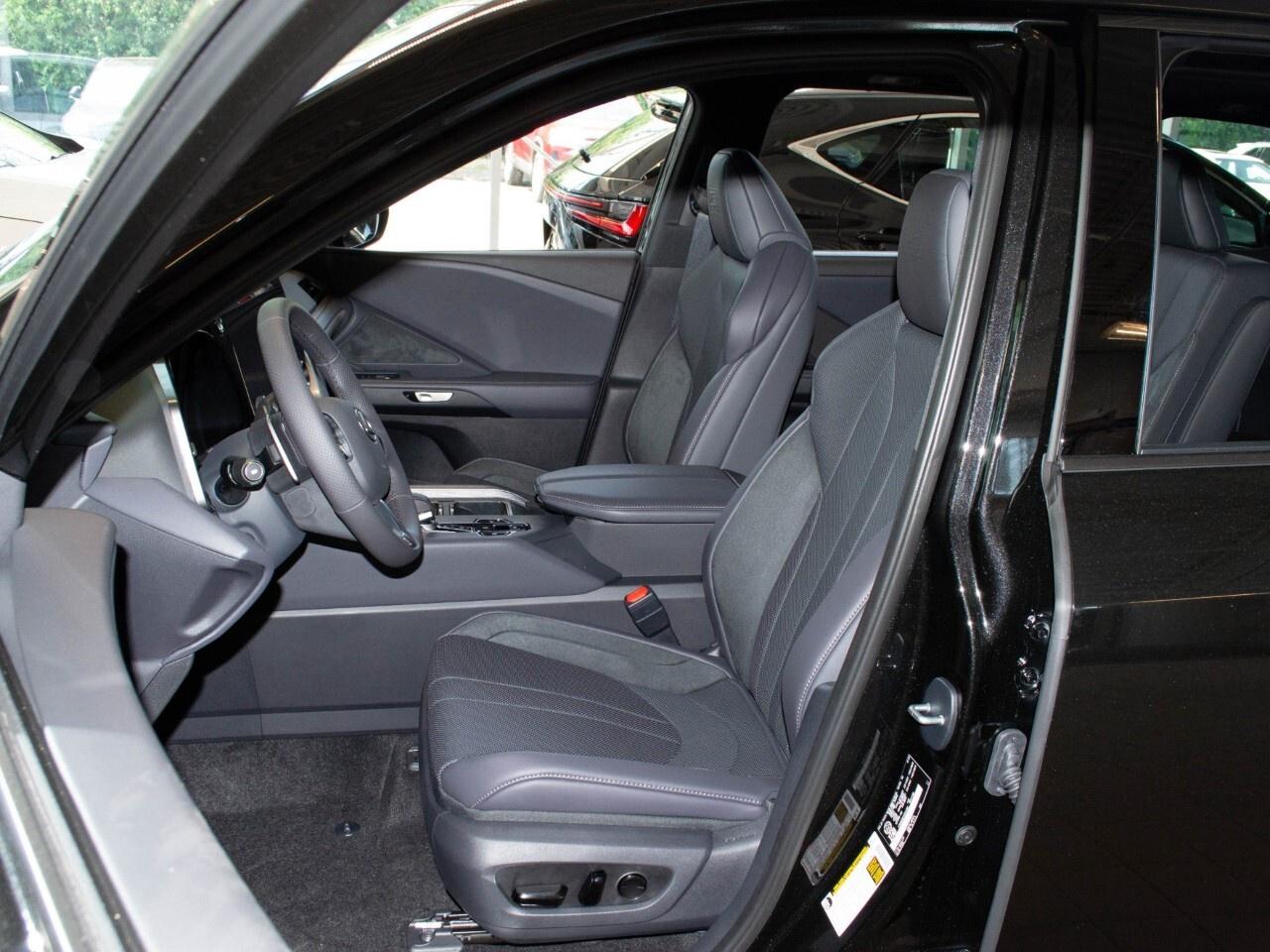 2025 Lexus TX 500h F Sport Photo