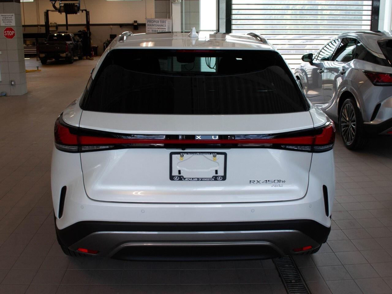 2025 Lexus RX 450h+ EXECUTIVE Photo