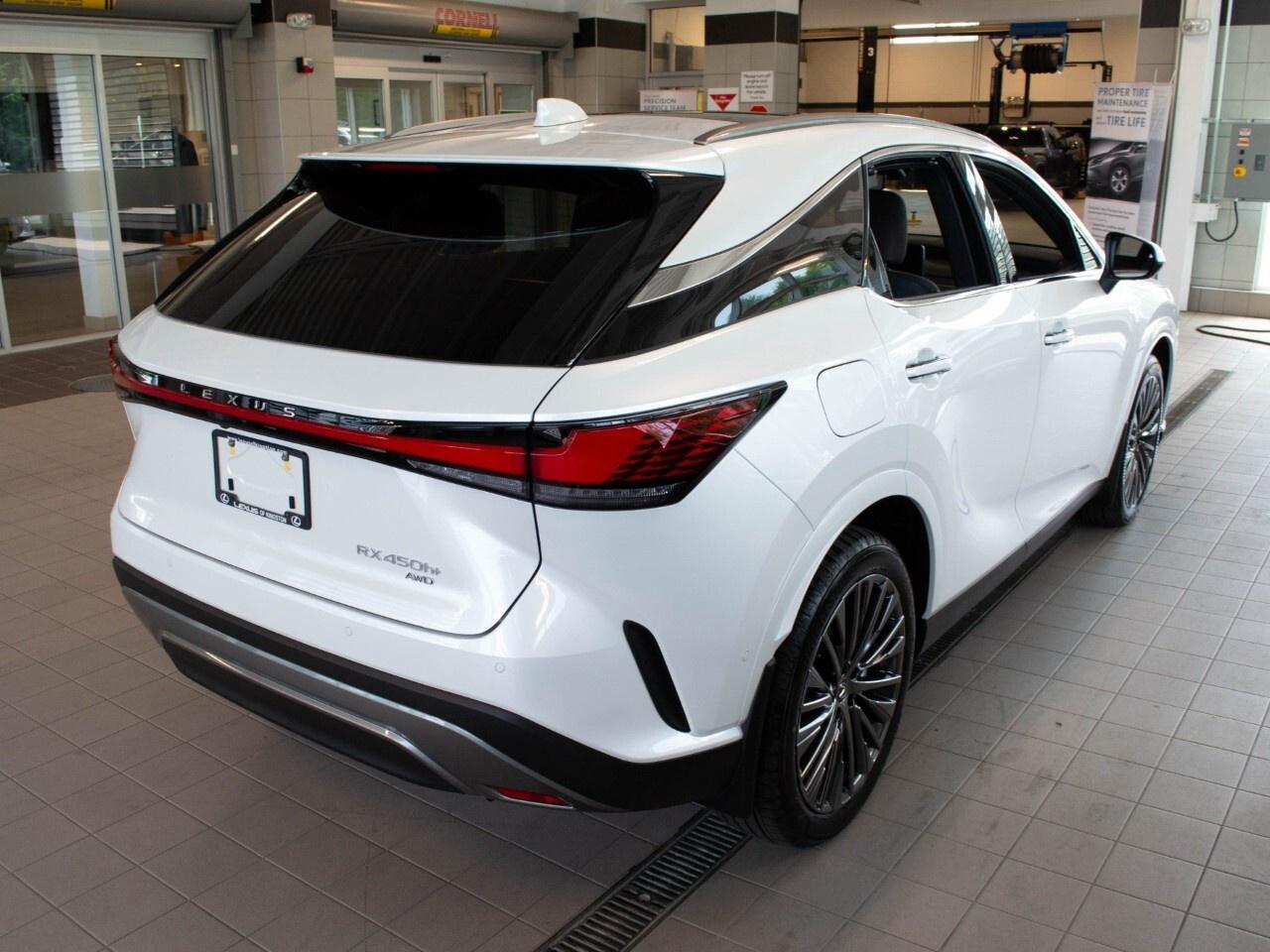 2025 Lexus RX 450h+ EXECUTIVE Photo