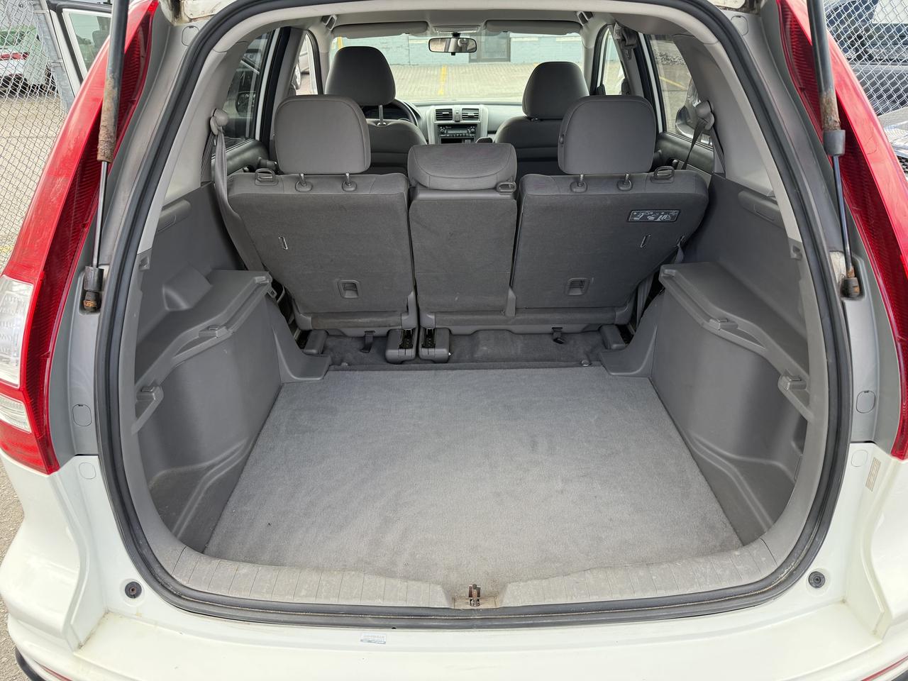 2010 Honda CR-V *** 3 YEAR WARRANTY INCLUDED *** Photo