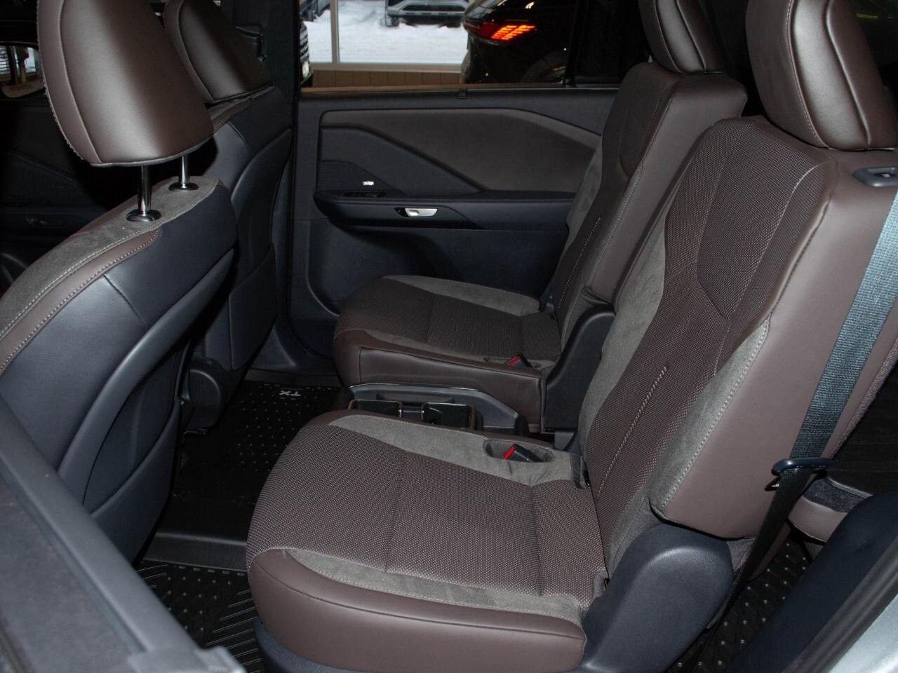 2026 Lexus TX 350 6 Passenger Photo