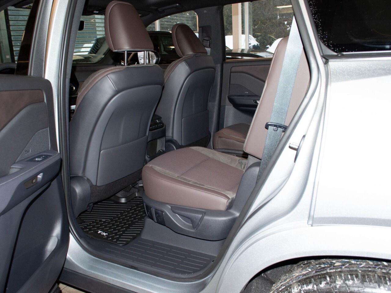 2026 Lexus TX 350 6 Passenger Photo