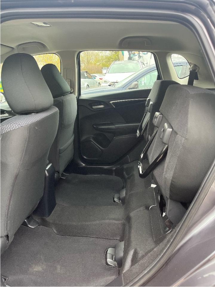 2018 Honda Fit APPLE CARPLAY CERTIFIED Photo