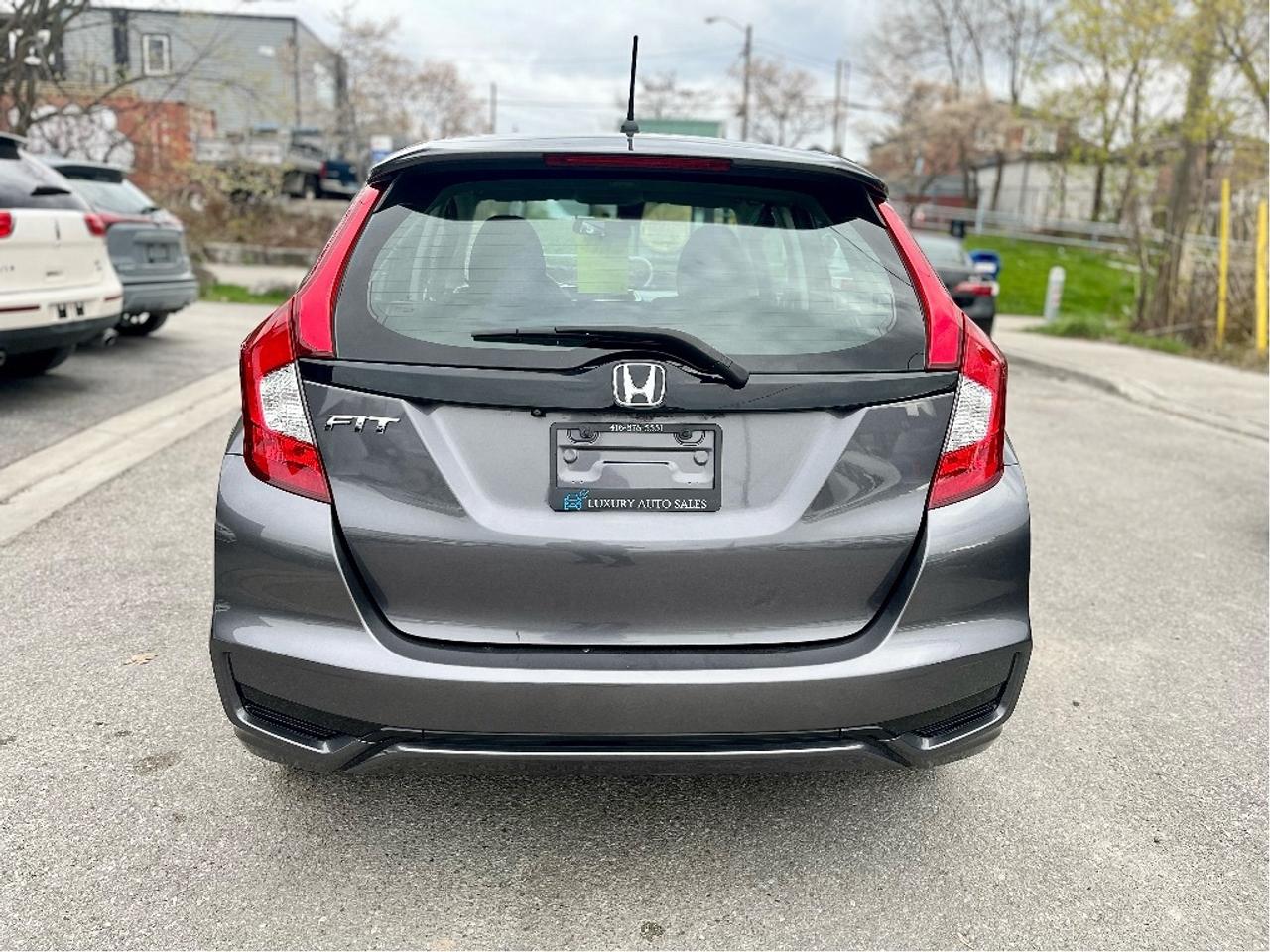 2018 Honda Fit APPLE CARPLAY CERTIFIED Photo