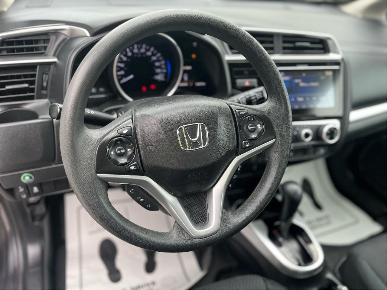 2018 Honda Fit APPLE CARPLAY CERTIFIED Photo