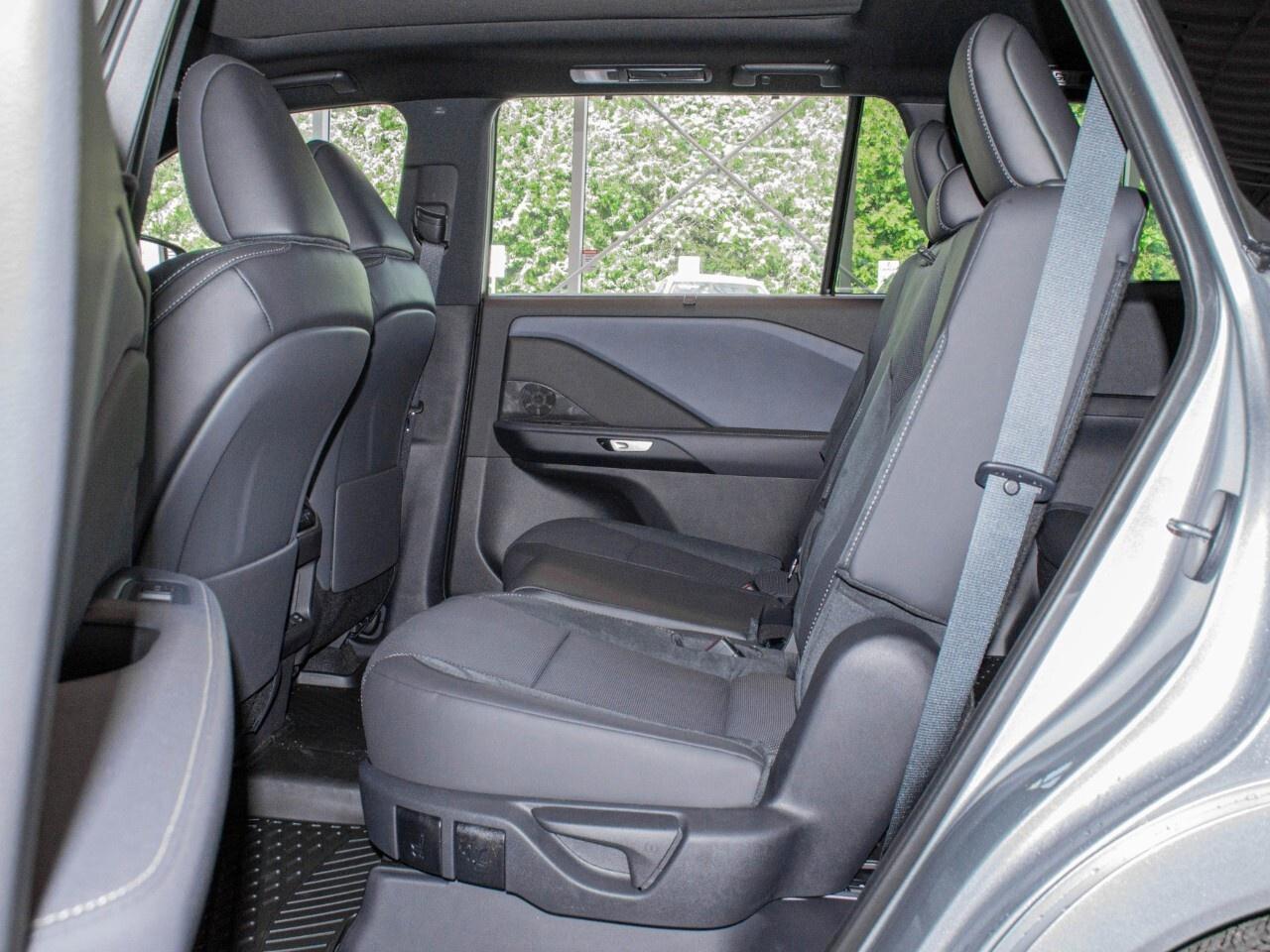 2025 Lexus TX 350 ULTRA LUXURY Photo