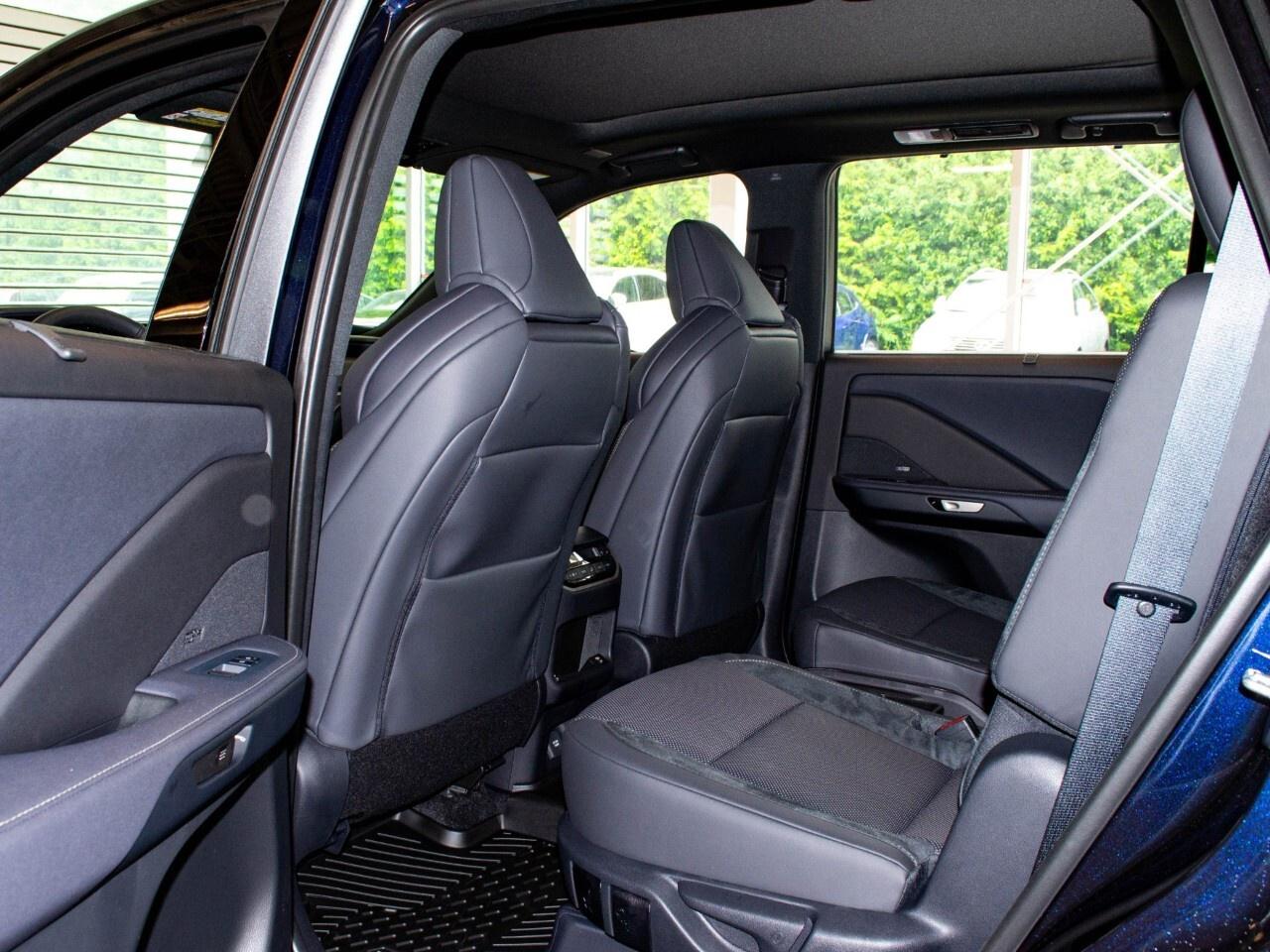 2025 Lexus TX 500h F Sport Photo