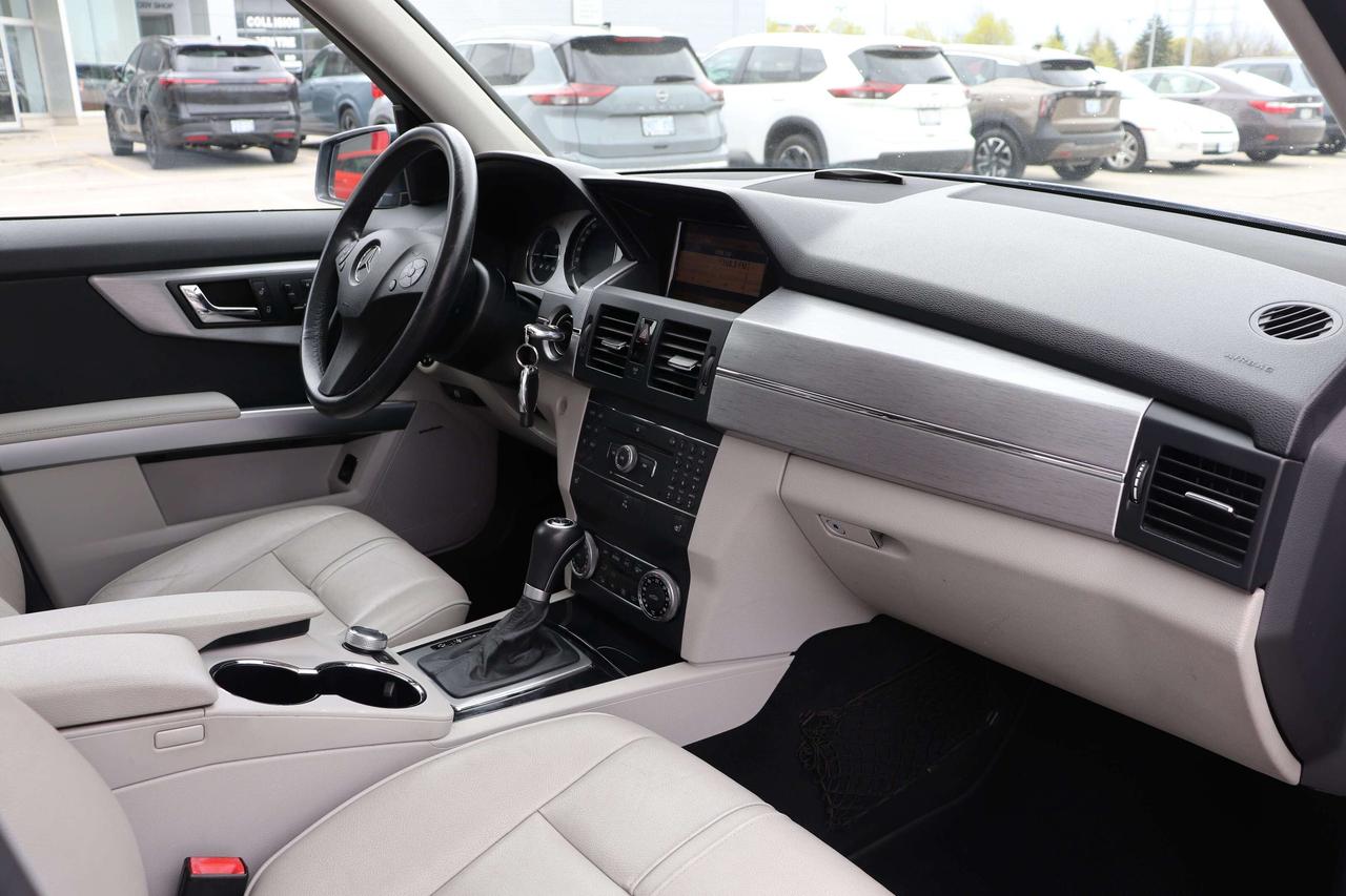 2010 Mercedes-Benz GLK350 4MATIC® Photo