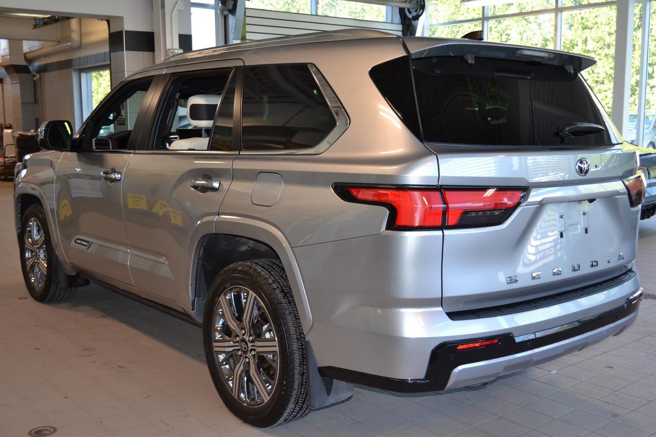 2025 Toyota Sequoia Platinum Photo