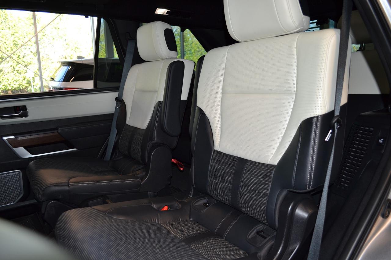 2025 Toyota Sequoia Platinum Photo