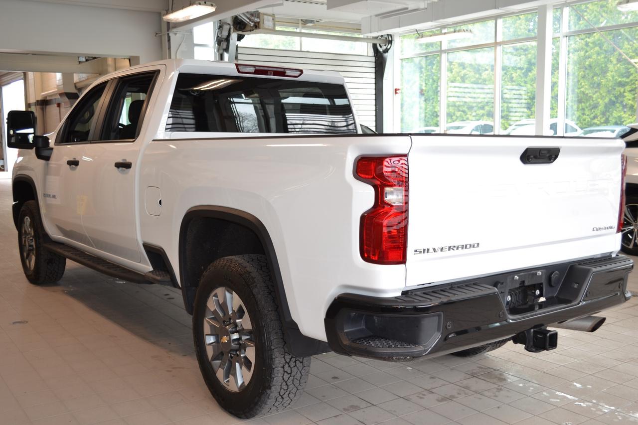 2024 Chevrolet SILVERADO 2500HD Custom Photo