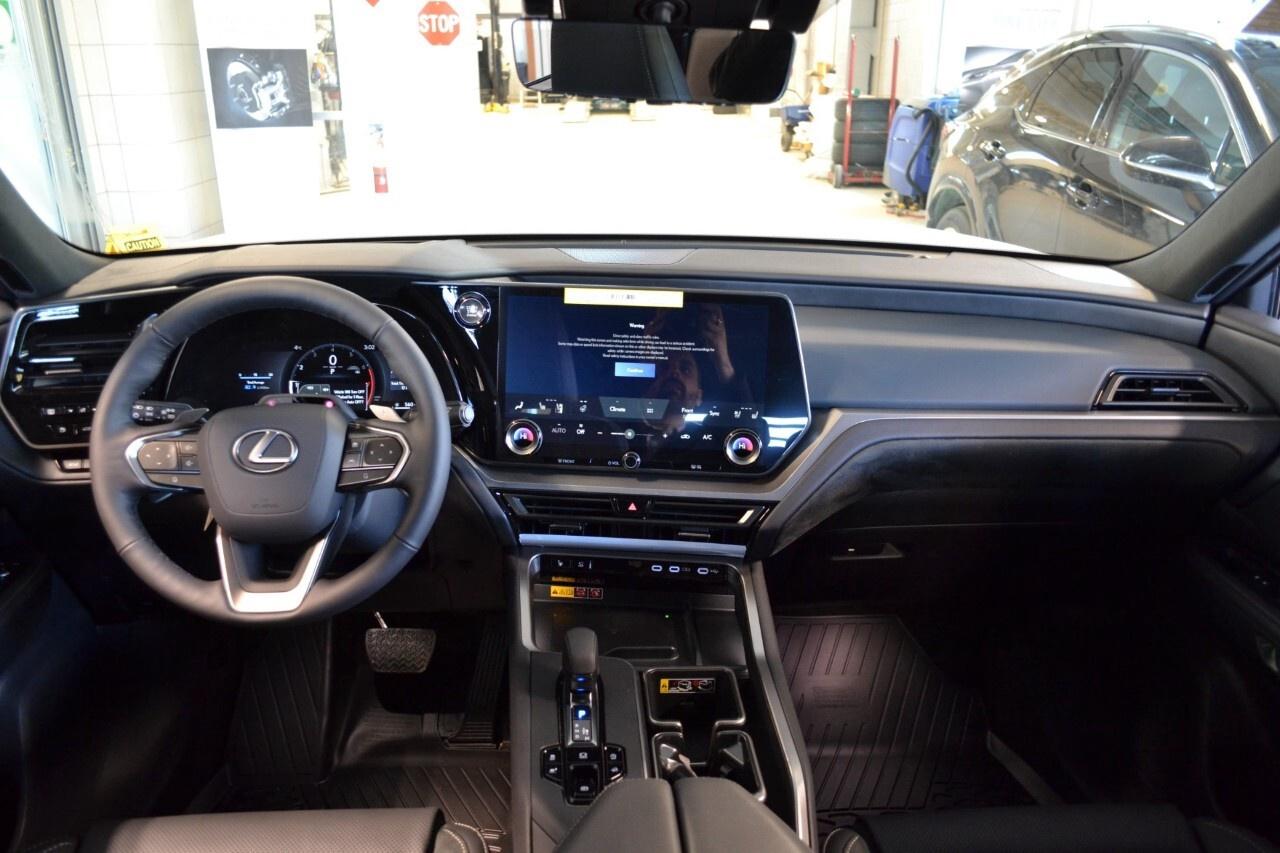 2026 Lexus TX 350 6 Passenger Photo
