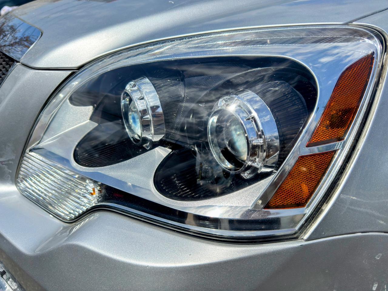 2011 GMC Acadia SLE1 Photo4