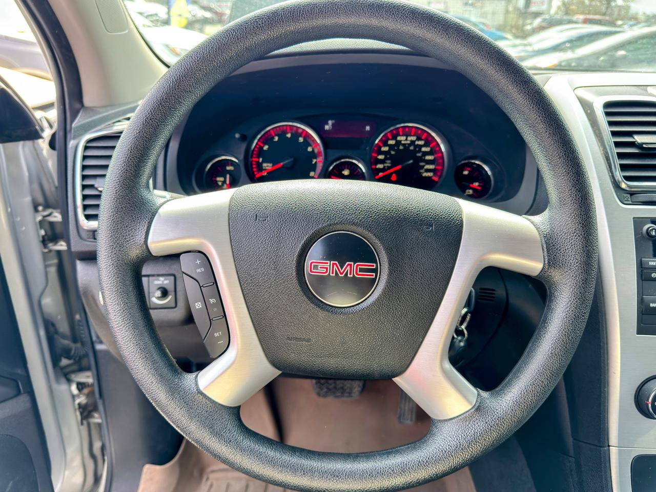 2011 GMC Acadia SLE1 Photo