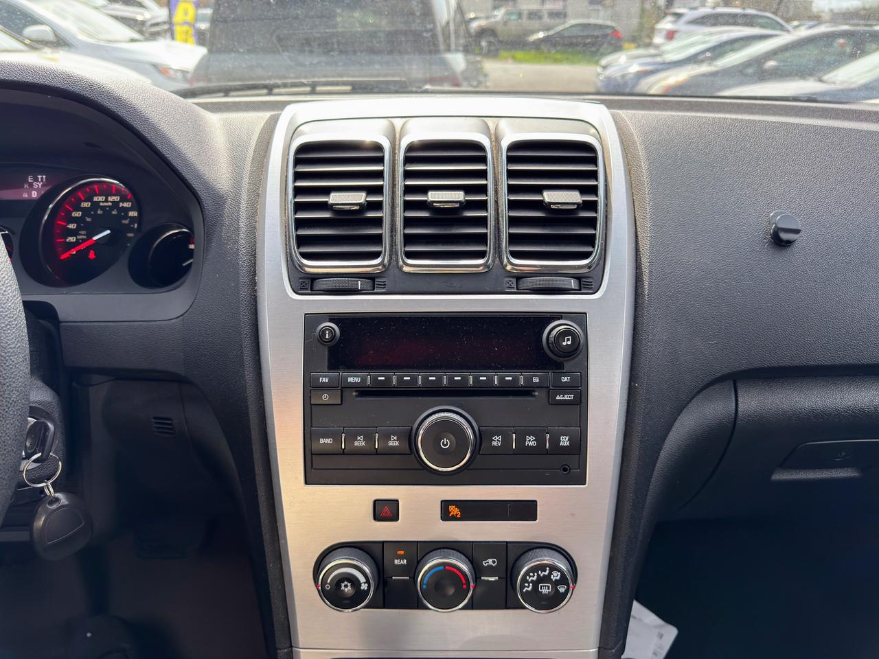 2011 GMC Acadia SLE1 Photo