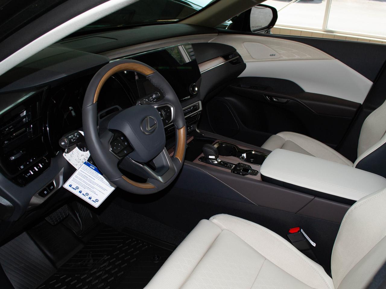 2025 Lexus RX 350  Photo