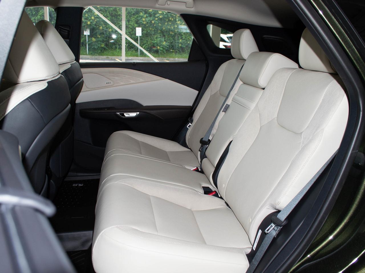 2025 Lexus RX 350  Photo