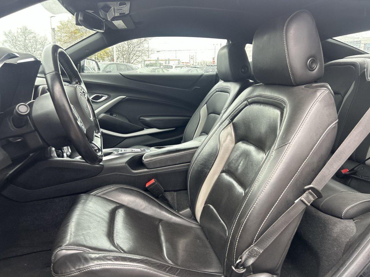 2019 Chevrolet Camaro 3LT Winter Tire Package BOSE Leather Performance E Photo