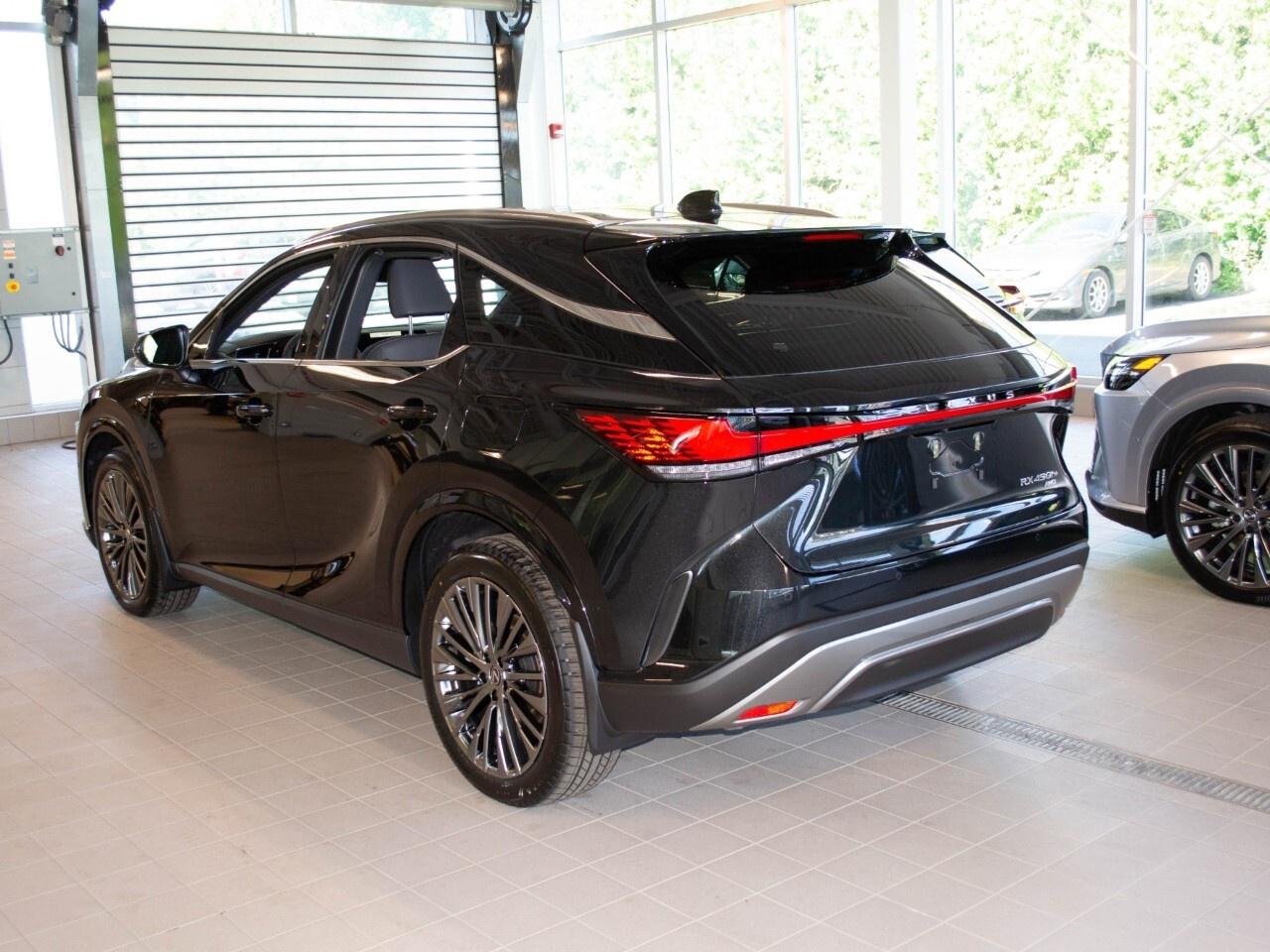 2025 Lexus RX RX 450h+ Auto Photo3