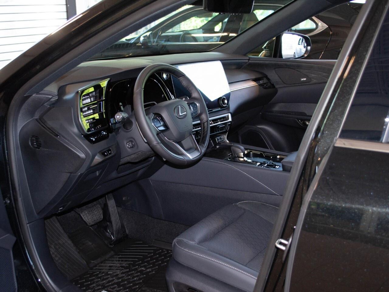 2025 Lexus RX RX 450h+ Auto Photo