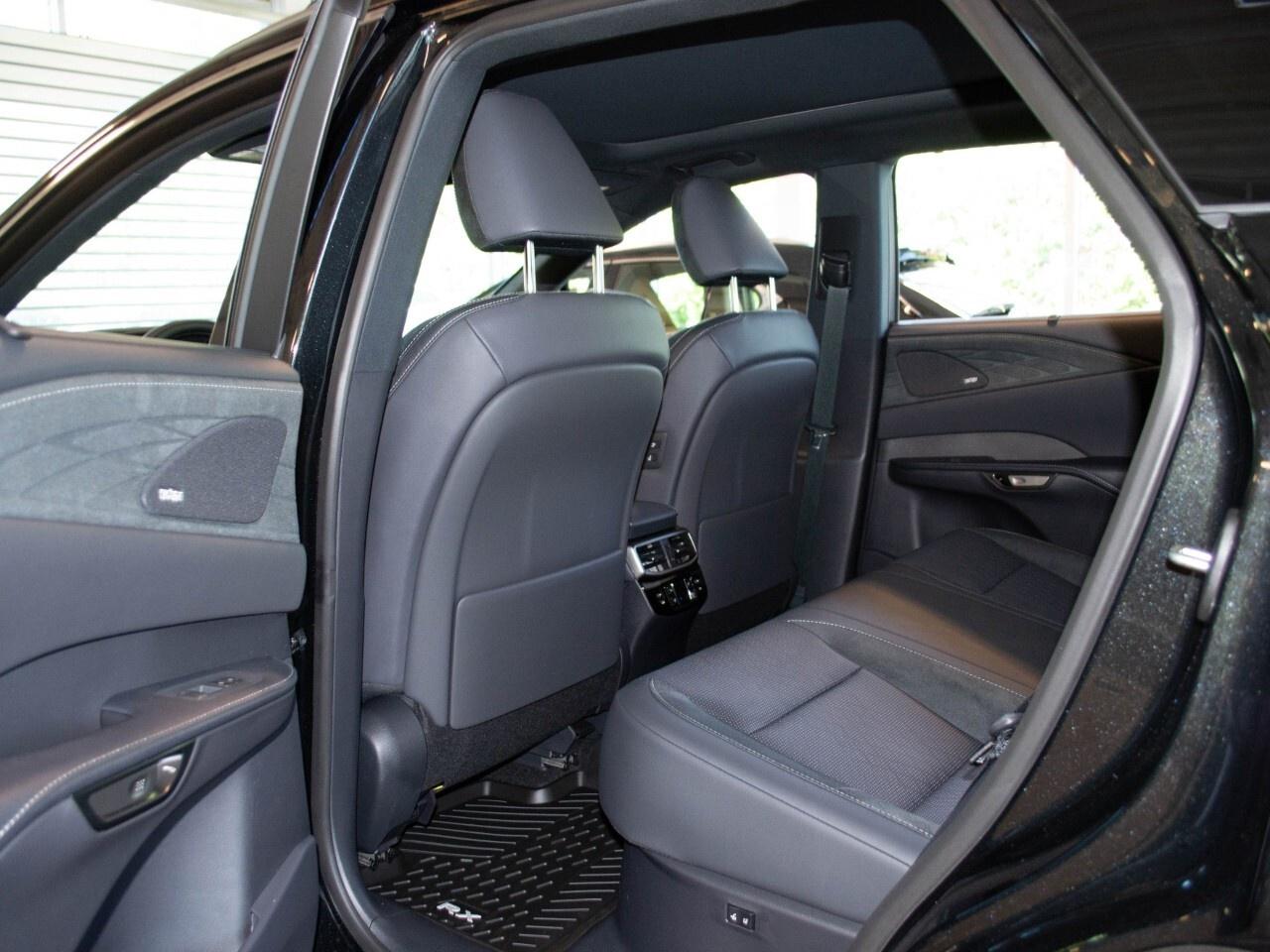 2025 Lexus RX RX 450h+ Auto Photo
