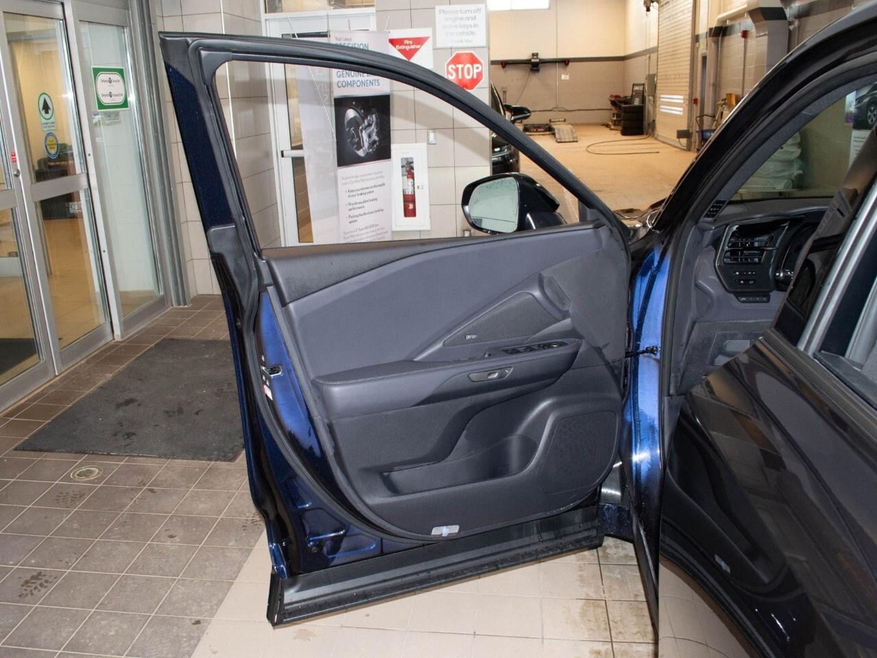 2025 Lexus TX 500h F Sport Photo