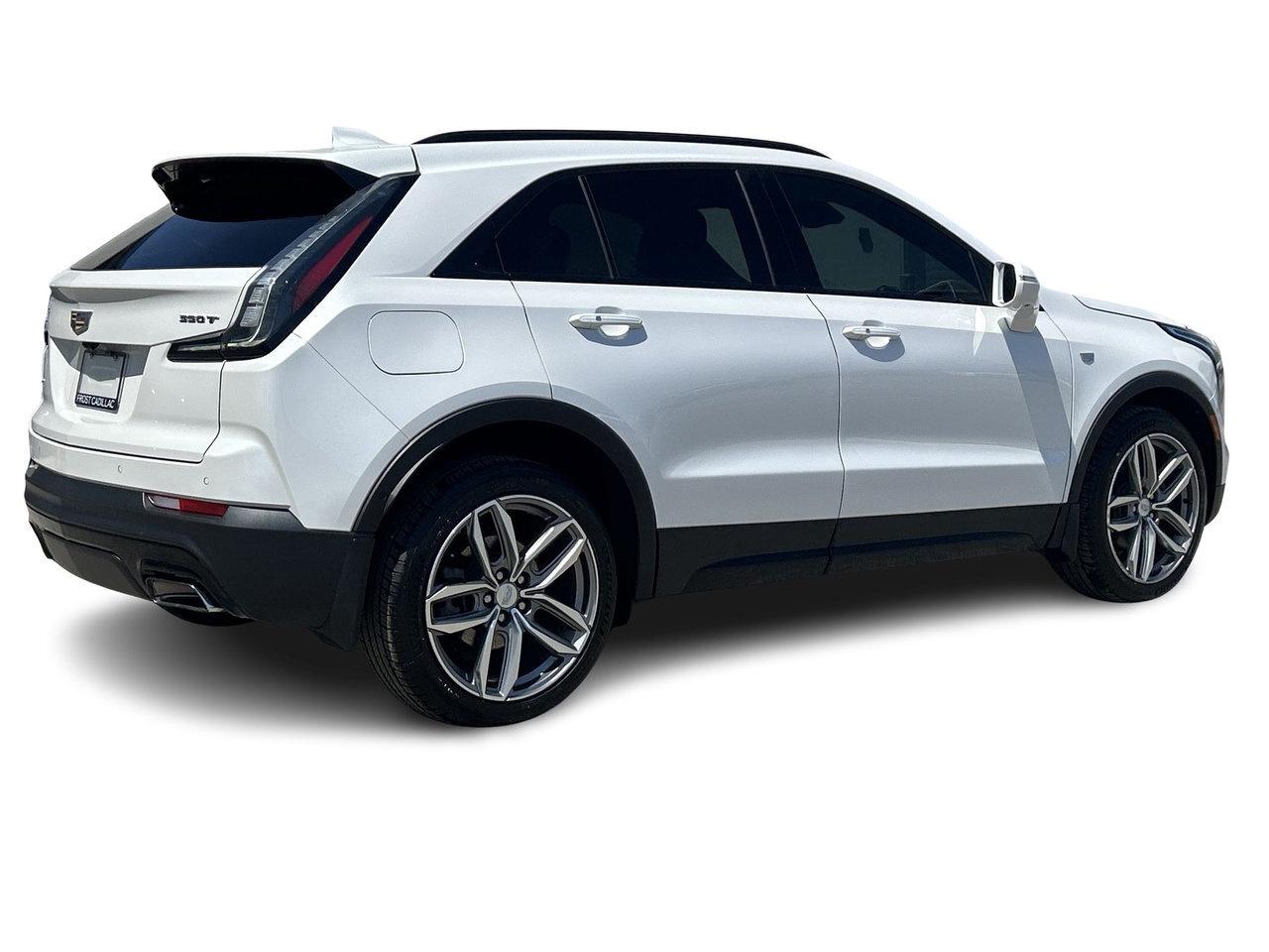 2020 Cadillac XT4 Sport Sunroof BOSE Audio Head-Up Display Lane Keep Photo