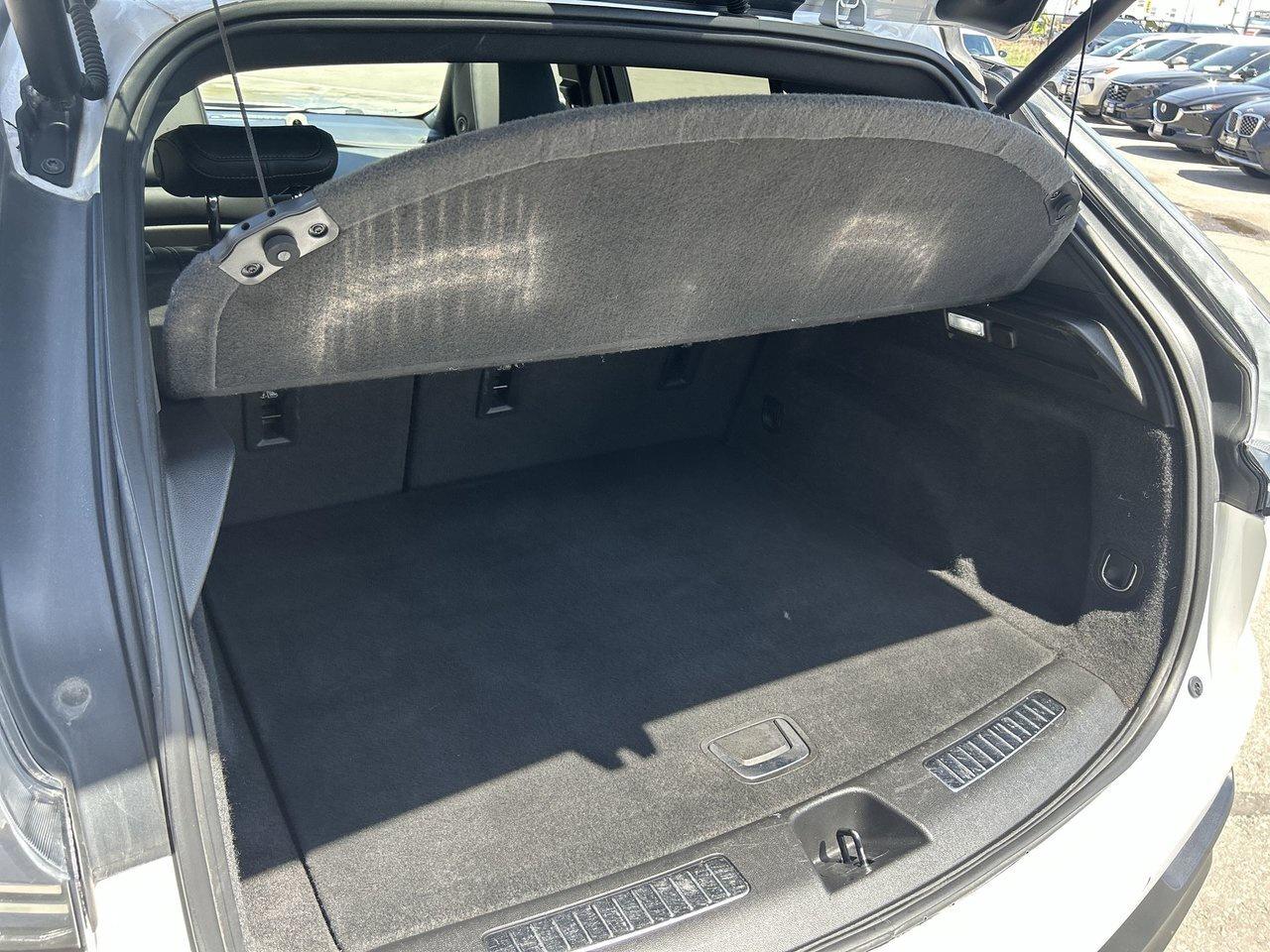 2020 Cadillac XT4 Sport Sunroof BOSE Audio Head-Up Display Lane Keep Photo