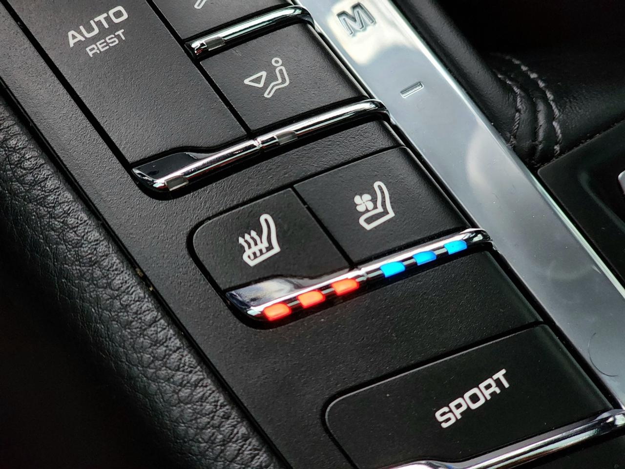 2017 Porsche Macan S w/Premium Pkg Plus | No Accidents! Photo