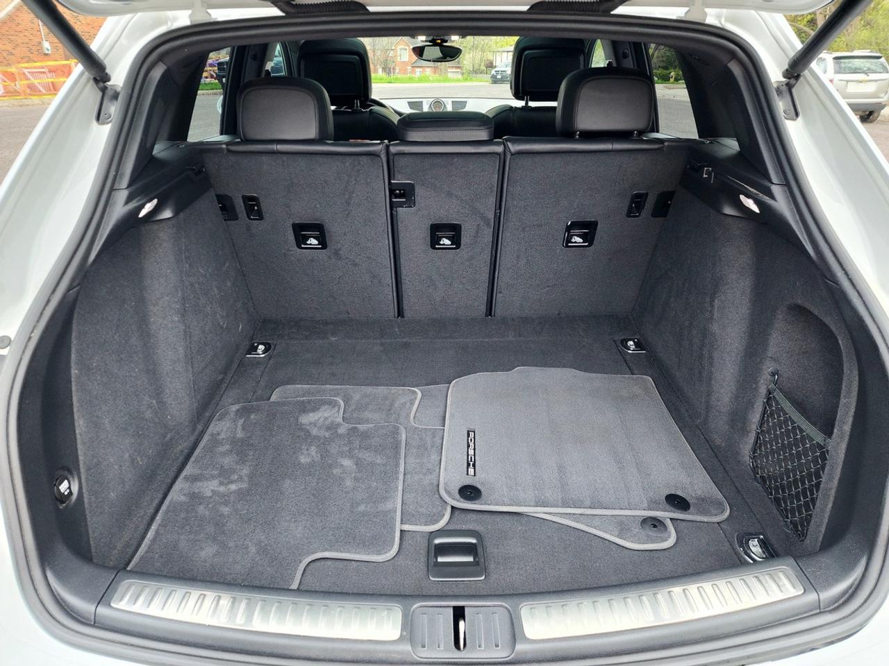 2017 Porsche Macan S w/Premium Pkg Plus | No Accidents! Photo
